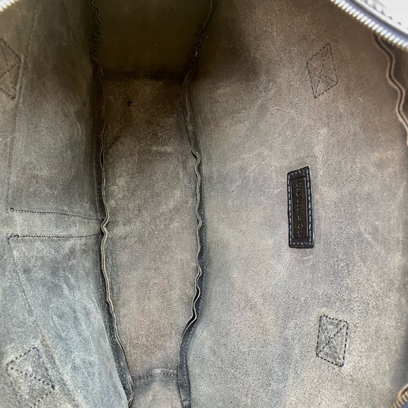 The Weekender Bag - Picture 6 of 6